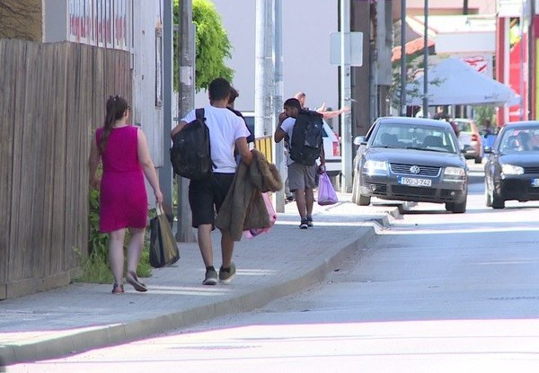 Pronađeno 15 ilegalnih migranata u Gradskom parku