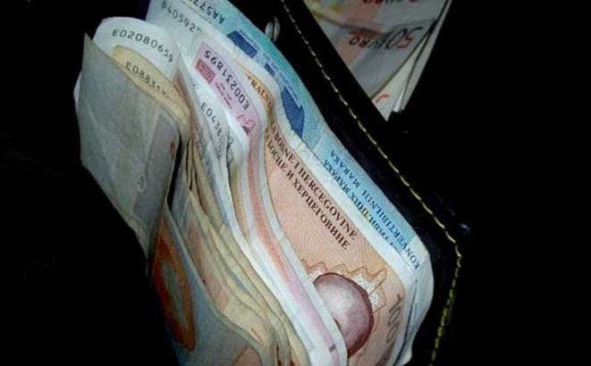BiH treba 60 godina da dostigne plate u EU