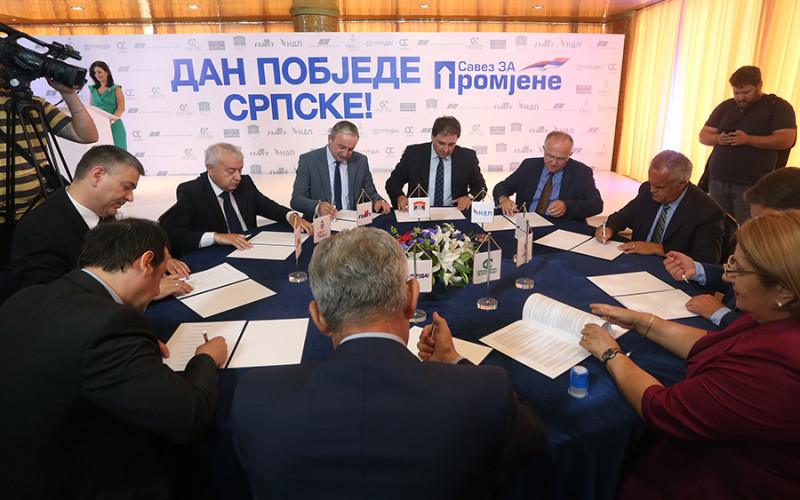 Centralna izborna komisija kaznila SzP sa REKORDNIH 28.000 KM