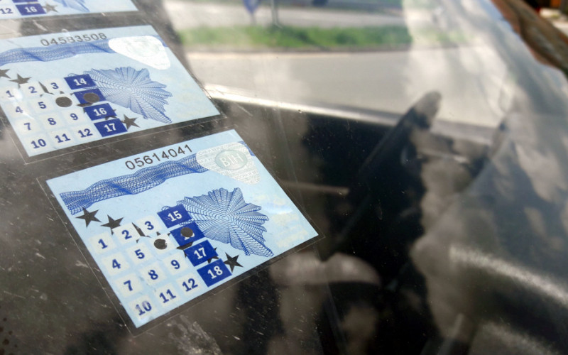 Važno obavještenje: Lažna vijest o stiker naljepnicama uznemirila vozače