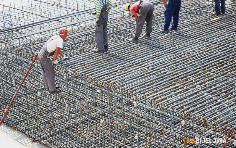 Sindikat traži povećanje plata u svim sektorima