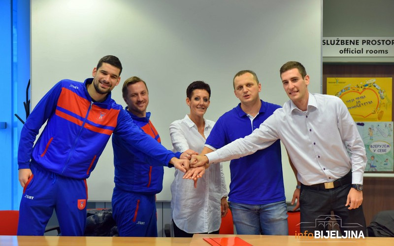 Košarkaški derbi u Bijeljini /FOTO/