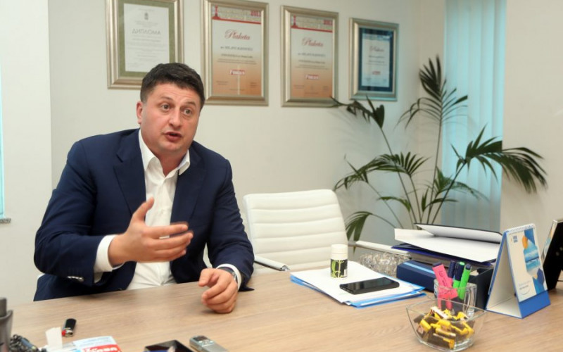 Nadzorni odbor Nove banke: Radović smijenjen zbog političkog angažmana