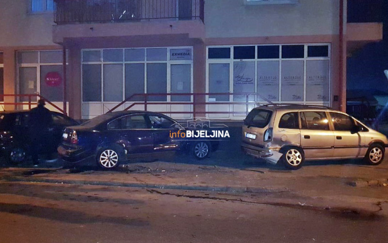 Pijani vozač polupao četiri parkirana automobila u Bijeljini /FOTO/