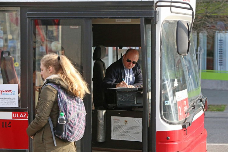 Volan vapi za vozačima autobusa