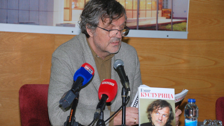 Bilješke iz dobrovoljnog izgnanstva Emira Kusturice
