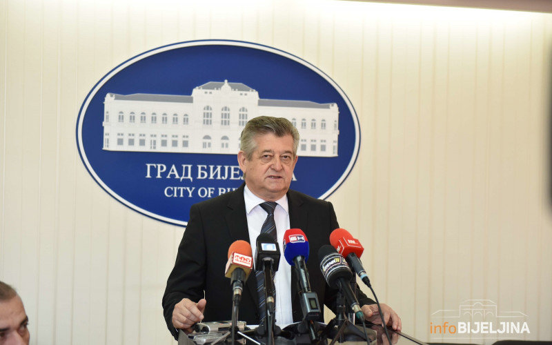 Infosrpska: Mićo Mićić ucijenjen pa kalkuliše