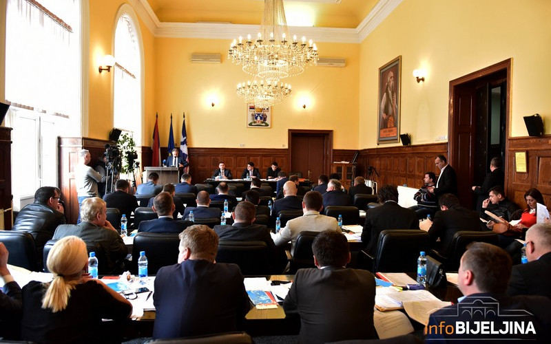 Šta o promjeni skupštinske većine kaže bijeljinska vlast, a šta opozicija