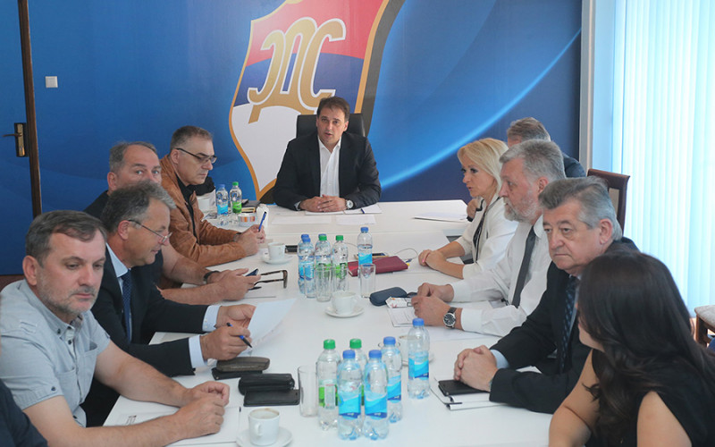 Ne nazire se kraj unutarstranačkim sukobima u SDS