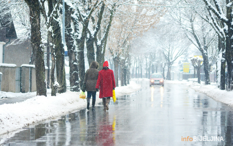 Kolovozi klizavi, u Foči padala ledena kiša
