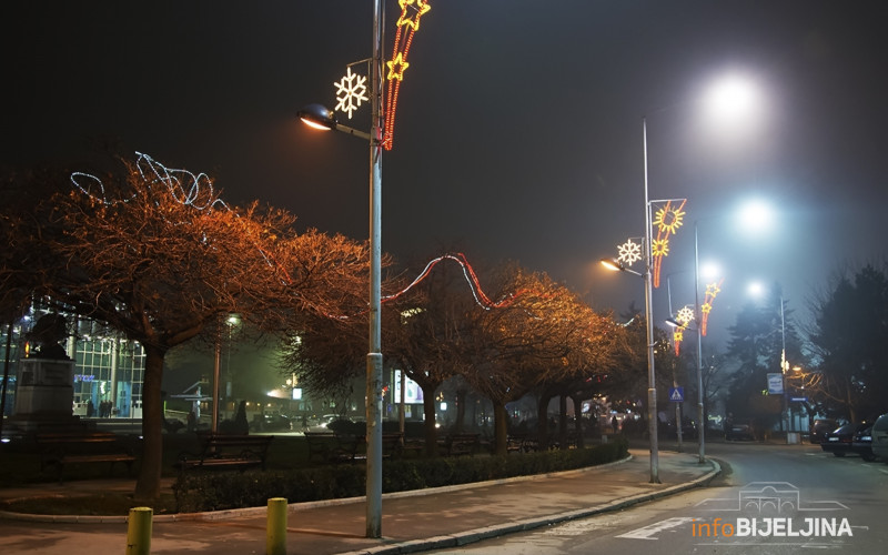 Bijeljinci Novu godinu dočekuju u kućama, kafićima i restoranim