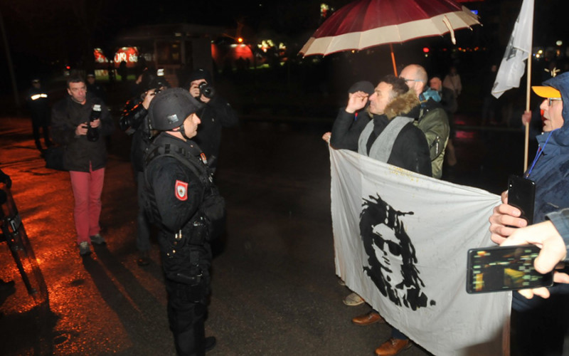 Zabranjena sva okupljanja grupe 