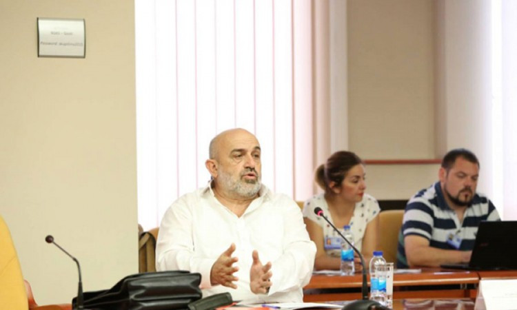 Karan podnio prijavu protiv članova 