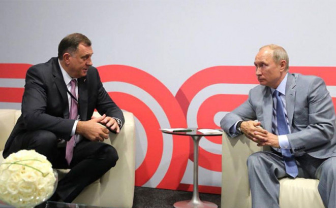 Putin dolazi s porukama mira i podrške Srbima