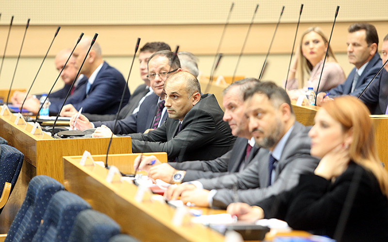 Pred poslanicima izvještaji iz 2017. i planovi institucija Srpske za 2018.