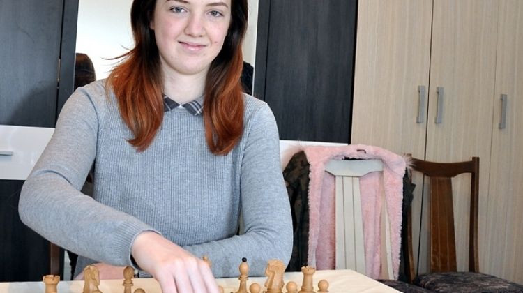 Gimnazijalka Jelena Tomić u svijetu šaha
