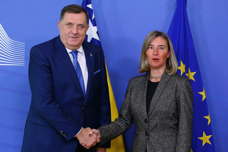 Dodik u Briselu: BiH očekuje status kandidata do 1. novembra