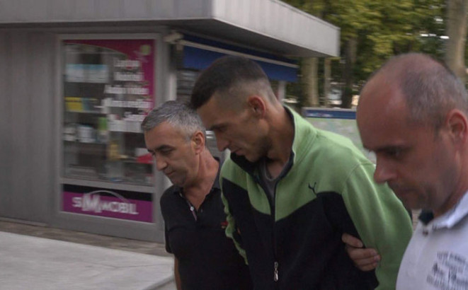 Kanibal iz Bihaća: Ubio i pojeo majku pa plakao u sudnici