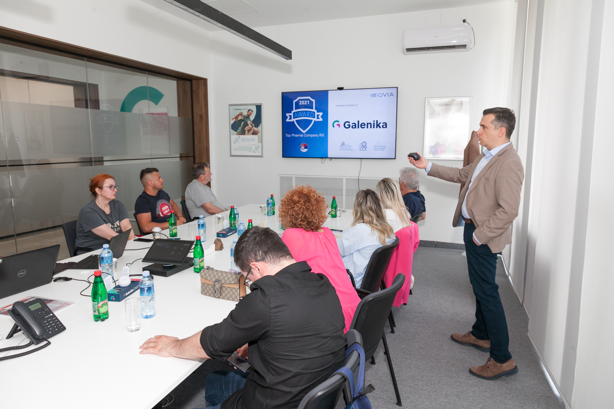 BiH novinari posjetili pogone kompanije Galenika u Beogradu