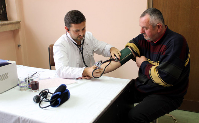 S ovjerenom knjižicom kod 100 privatnika