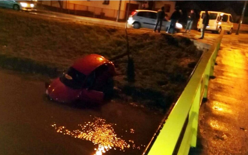 Automobilom sletio u kanal Dašnica