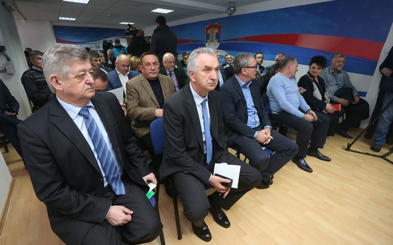 Ko će na čelo SDS-a?