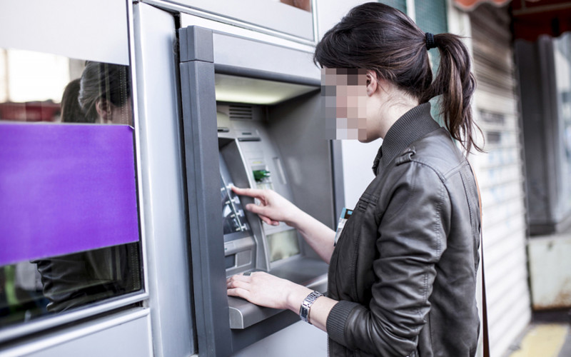 Od građana uzeli 136,5 miliona maraka na ime naknada i provizija