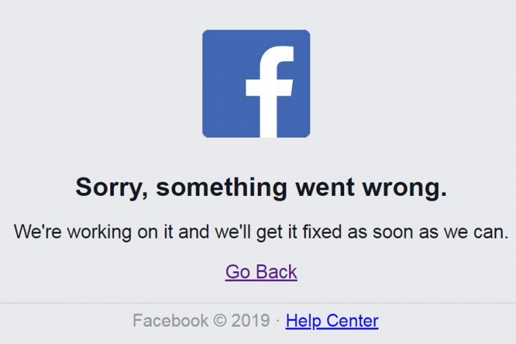 Facebook i Instagram ne funkcionišu u Americi i Evropi