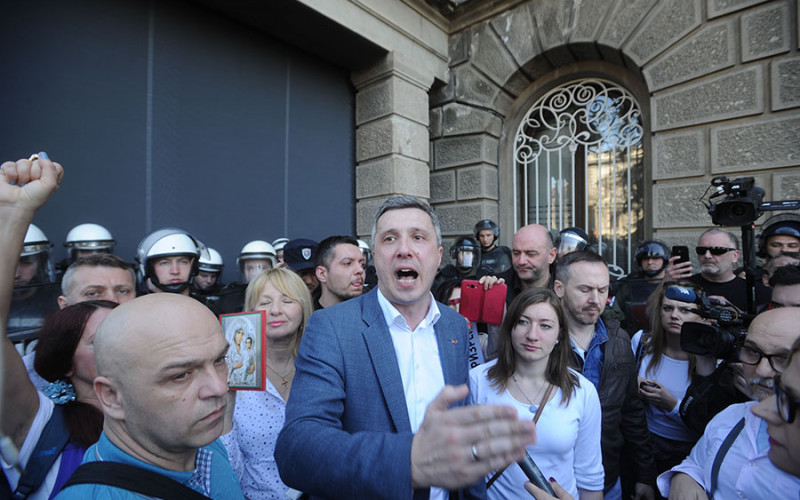 Protest završen, demonstranti zahtijevaju da se uhapšeni puste do sutra u 15 sati