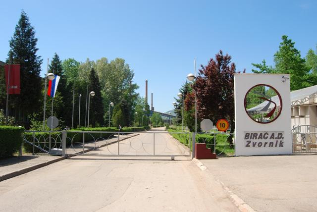 Švajcarska kompanija kupila potraživanja RS u fabrici 