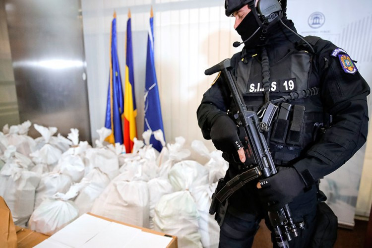 Zaplijenili više od tone kokaina, uhapšeni Srbi