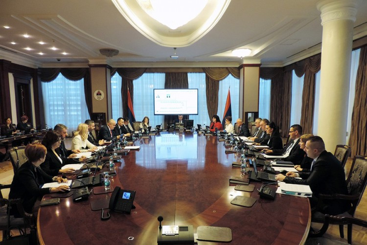 Sutra 100 dana rada Vlade RS: Prolazna ocjena uprkos propustima