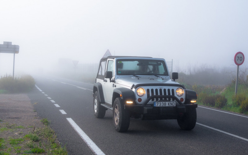 Smanjena vidljivost zbog magle u kotlinama