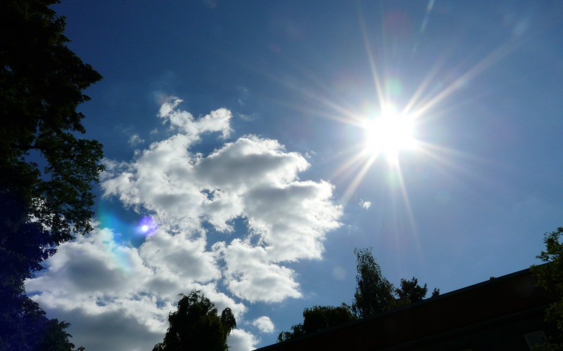 Sutra promjenljivo oblačno sa kišom