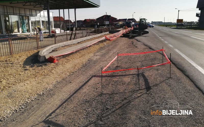 Reagovanje firme “CSP” Dvorovi Bijeljina na tekst „Mještani Dvorova ogorčeni, uništena pješačko-biciklistička staza”