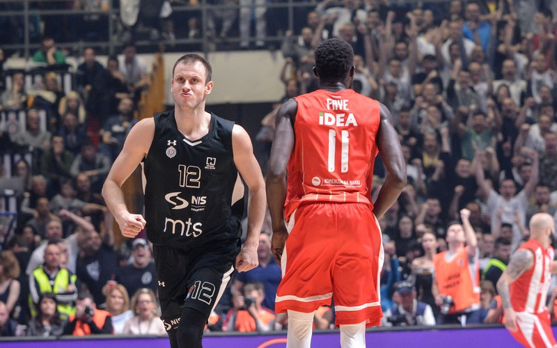 Zvezda bez Reglanda juri trijumf u derbiju