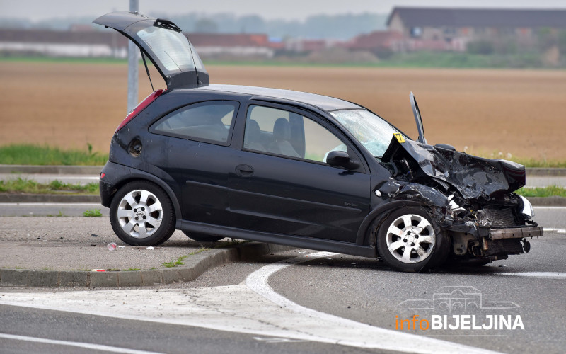 Brzina odnosi živote u BiH: U jednom danu oko 100 udesa