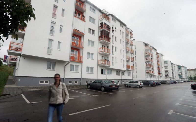 Ko ima pravo na stan ili novac od Vlade RS