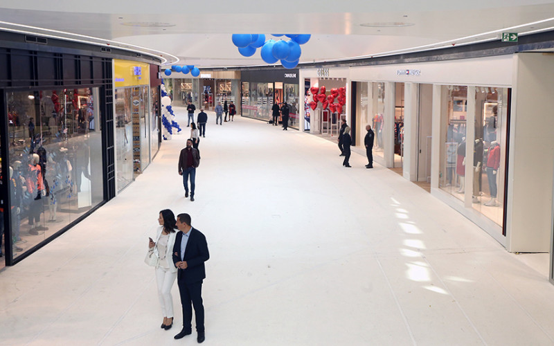 Radnici nezadovoljni novom odlukom o radu tržnih centara