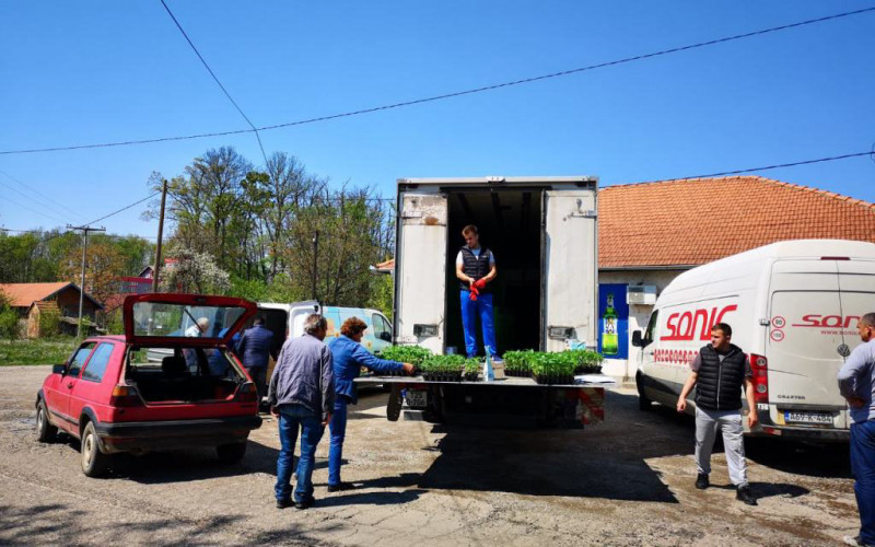Paketi pomoći za domaćinstva poplavljena 2014. godine