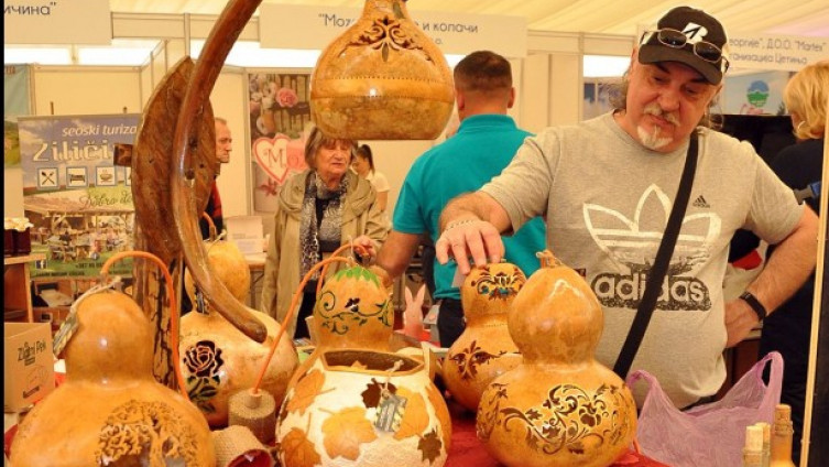 Miroslav Krnjajić od tikvi izrađuje prava umjetnička djela