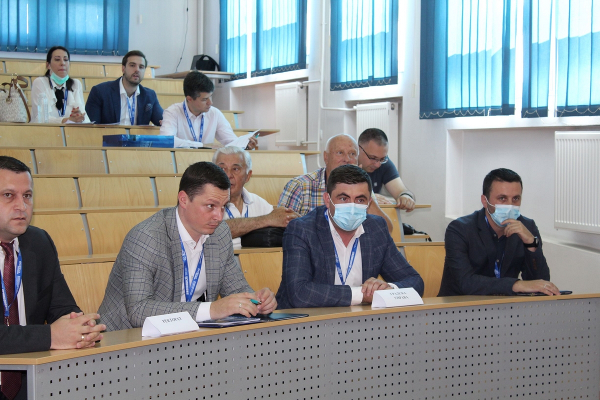 Bijeljina: Održan naučni skup „Ekonbiz 2021“ (FOTO)