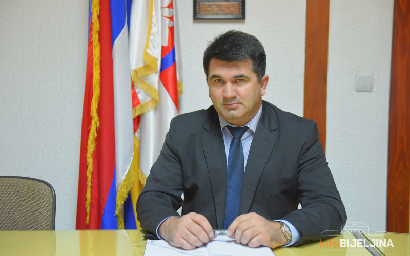 Savić čestitao Vaskrs