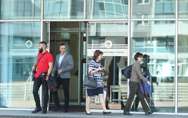 Još uvijek ništa od uvođenja radničkih kartica