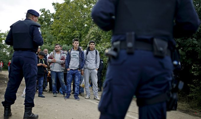 Sarajevo - Migranti pretukli starijeg muškarca i ukrali mu telefon