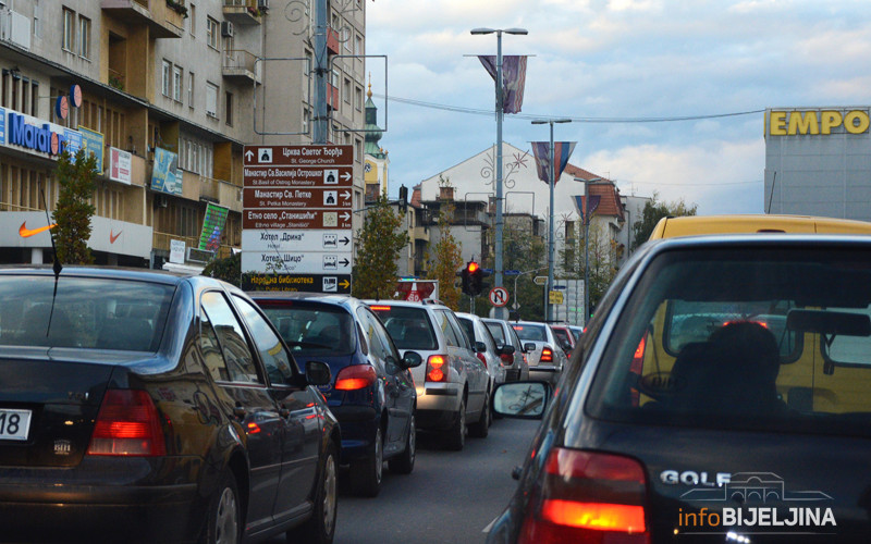 Povoljni uslovi za vožnju, pojačana frekvencija vozila