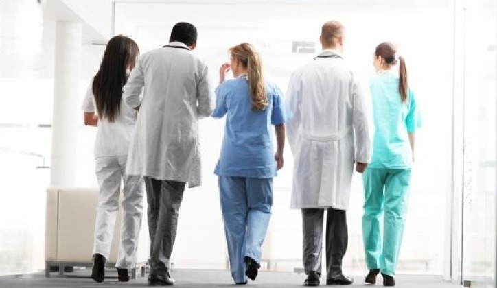 Čak i zaposleni u javnom sektoru napuštaju posao i odlaze u inostranstvo