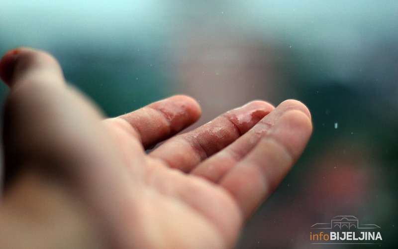 Sutra oblačno sa kišom