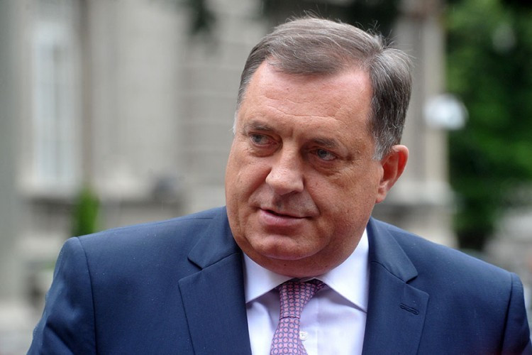 Dodik: U Republici Srpskoj priča o smjenama neće proći