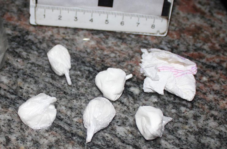 Oduzeta droga i od maloljetnika novac od prodaje opijata